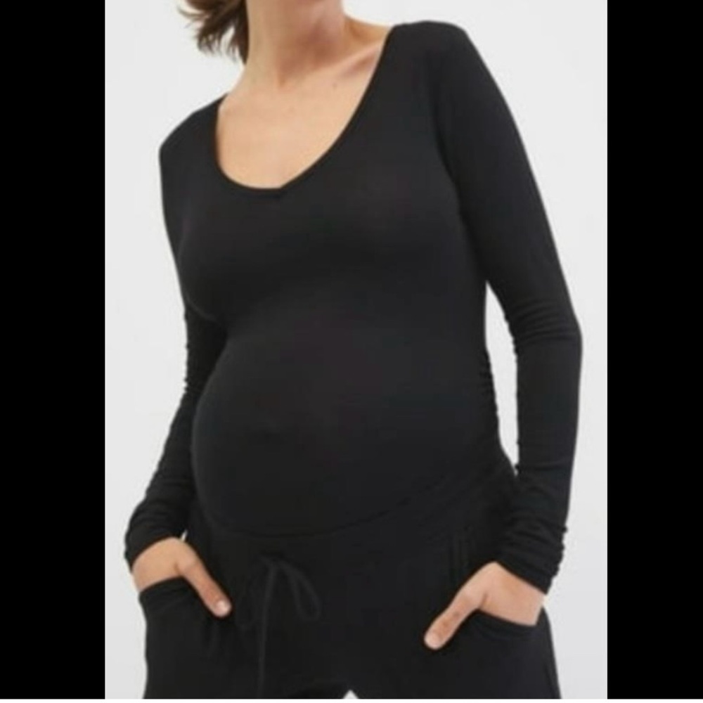 Motherhood Maternity Long Sleeve Side-Ruched Maternity T-Shirt